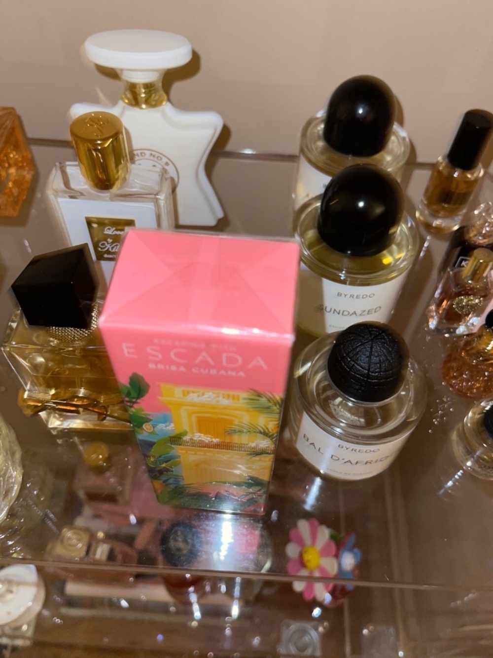 Escada - Picture 2 of 3